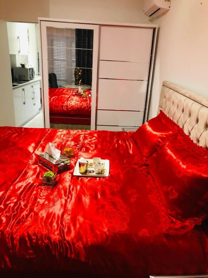 Saint Denis Appartement 1 เลอม็องส์ ภายนอก รูปภาพ