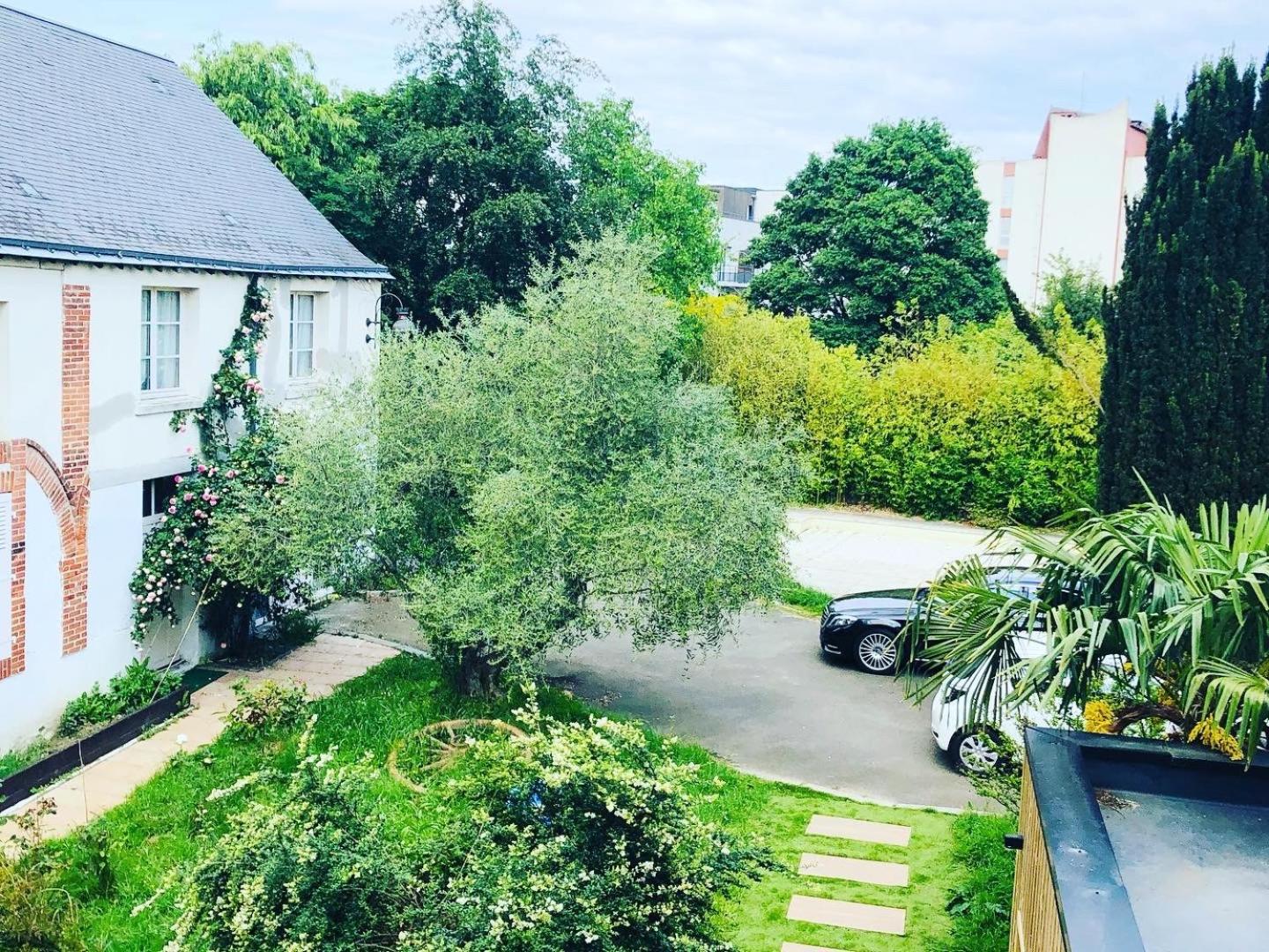 Saint Denis Appartement 1 เลอม็องส์ ภายนอก รูปภาพ